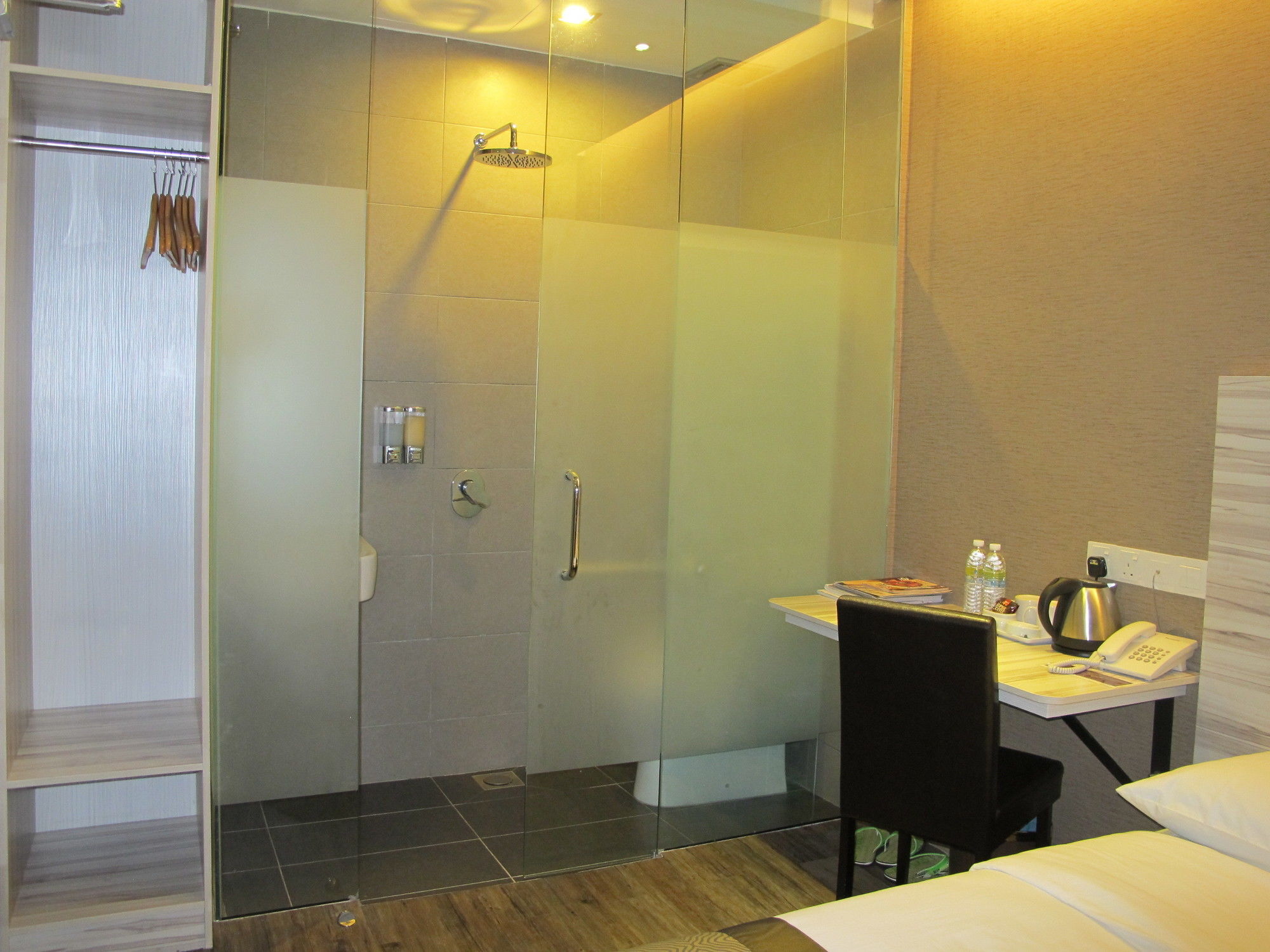 Hotel Austin Paradise - Taman Pulai Utama Skudai Esterno foto